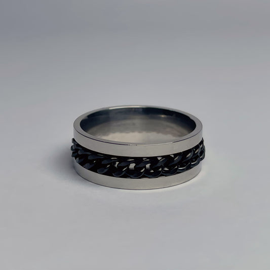 Onyx Black Chain Ring